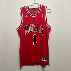 Derrick Rose Adidas Chicago Bulls Jersey. Size M